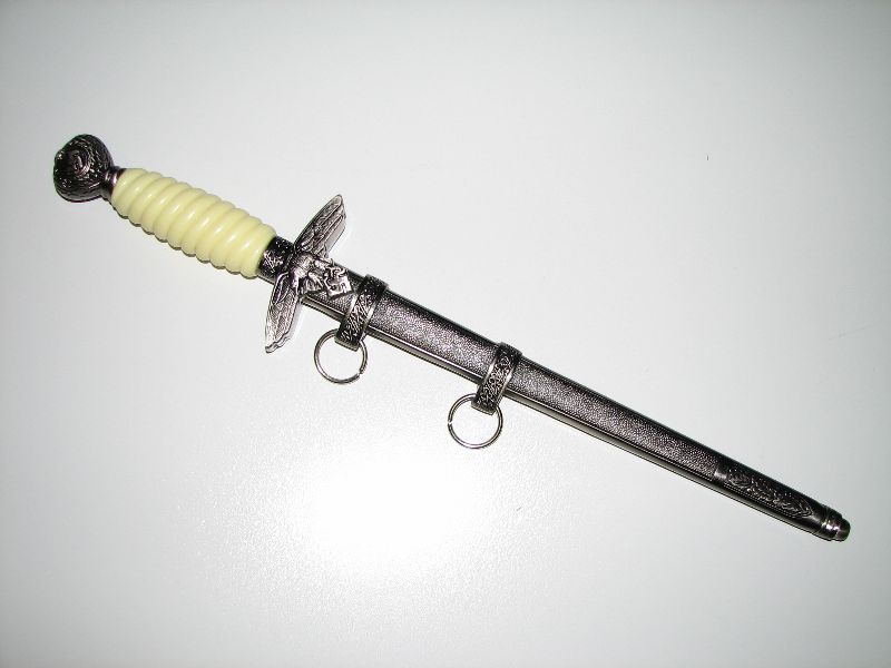 foto Replika n�meck� d�ky WWII